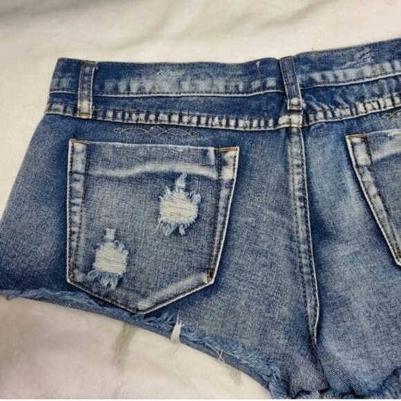 REVOLVE ONE Teaspoon Denim Fringe Distress Shorts - Picture 4 of 9